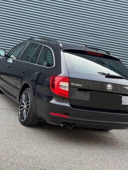 Superb Combi 2.0 TDI 103KW DSG - 3