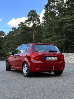 Kia ceed 1.4 77kW benzín 2008 - 3