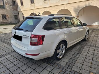 Škoda Octavia Combi 2.0 TDI DSG - 3