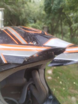 Prilba Uvex veľkosť L - 3