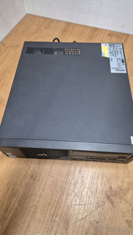 Fujitsu Esprimo E910 - 3