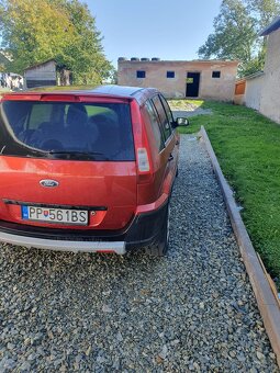 Zdrav mam na predaj Ford fusion 1.4. 59kw - 3