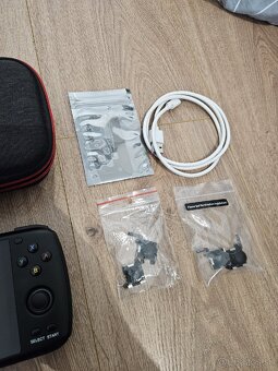 Ayn Odin Pro - 3
