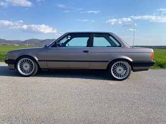 Bmw E30 coupe - 3