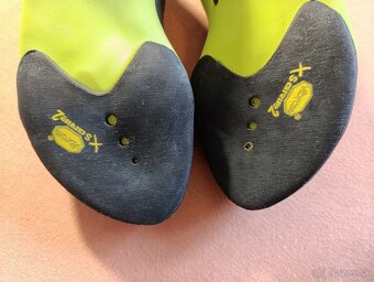 Lezečky Scarpa Mago, úplne nové - 3