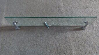 sklenená polica do kúpelne - 3