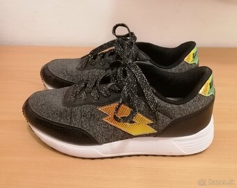 Dámske tenisky. - 3