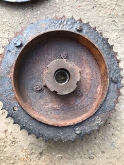 NSU 351, 501 OS/OSL rozeta s brzdovým bubnom - 3