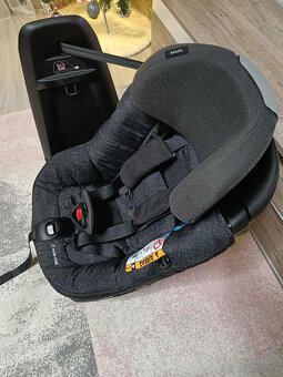 Maxi-Cosi AxissFix Nomad Black - 3