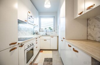 Novostavba 3-izbový byt v RD v obci DUBOVANY, výmera 102 m2 - 3