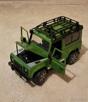 Bruder jeep Land Rover - 3