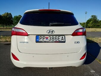 Hyundai i30 CW 1.6 crdi - 3