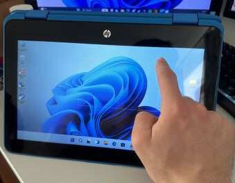 Windows Notebook,tablet 2V1 HP, 3.1ghz/8GB ,SSD 128gb, 8h+ - 3