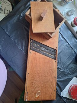 Sud na kapustu + nože - 3