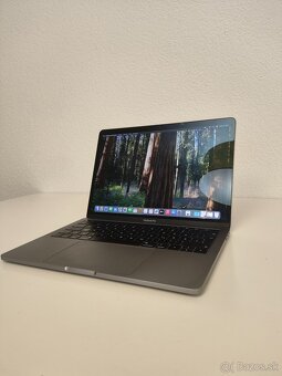 MacBook Pro 2018 | i5 • 8GB • 256GB SSD - 3