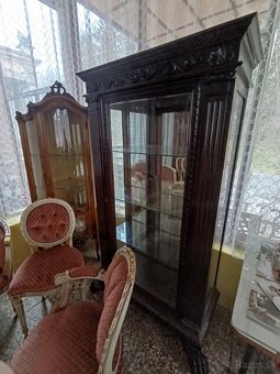 Vitrína - 3