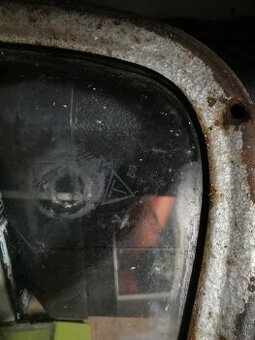 Zadné sklo ŠKODA 450 - 3