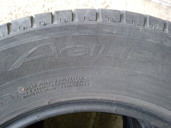 Michelin Agilis 215/70 R15C letné - 3