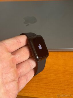Apple Watch 9 45mm MIDNIGHT - neaktivovane - 3