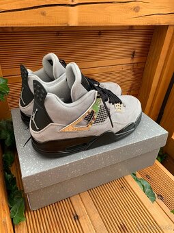 Jordan 4 CUSTOM - 3