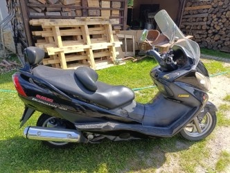 Suzuki Burgman - 3