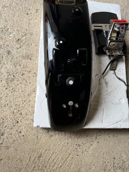 Zadny blatnik suzuki intruder vs 600 - 3