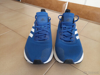 Panske bezecke tenisky ADIDAS SolarBlaze. - 3