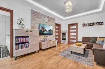 PREDAJ- 3i komplet prerobený byt vo výbornej lokalite,Ožvold - 3