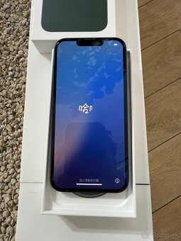 Predám Iphone 13 green 128gb vo veľmi dobrom stave - 3