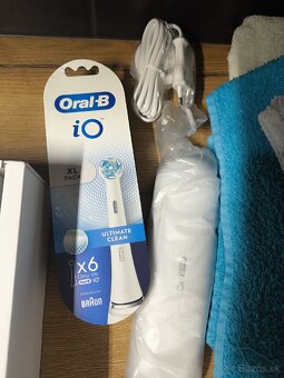 Oral-B iO7 + XL nahradne hlavice - 3