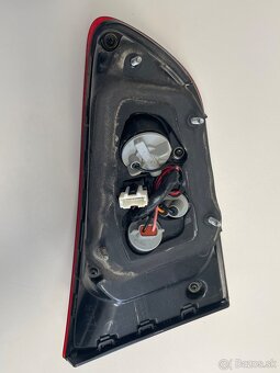 P zadné svetlo kufrové ORIGINÁL HYU 92404G4200 - 3