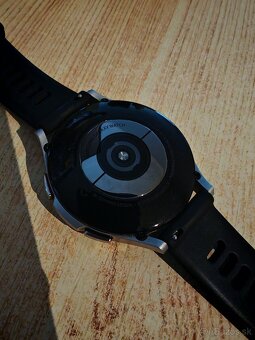 Samsung Galaxy Watch 4 Classic 46 mm strieborné - 3