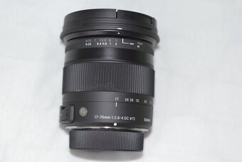 Sigma 17-70mm F2.8-4 - 3