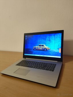 Lenovo 330-17IKB | Core i5 • 8GB RAM • SSD - 3