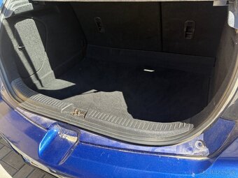 MAZDA 3 - 3
