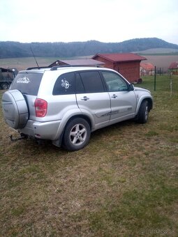 Toyota RAV4 .2D - 3