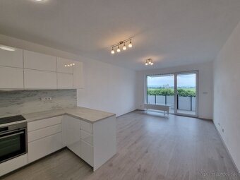 Nový slnečný 2 izbový byt na prenájom (58m²) - 3