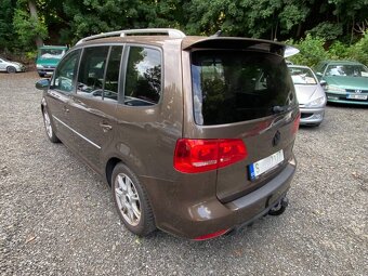 VW Touran 1.4 TSI 103 kW Highline 2010 xenony tažné serviska - 3