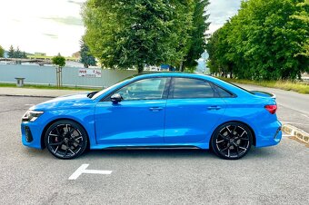 Audi RS3 2.5 TFSI Quattro TURBO BLUE - 3