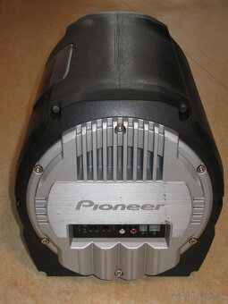 Aktivny subwoofer Pioneer TS-WX20LPA - 3