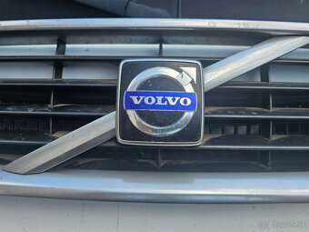 Volvo C30 R design predná maska - 3