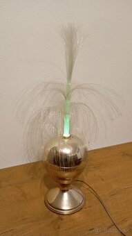 stará lampa s optickými vláknami. - 3