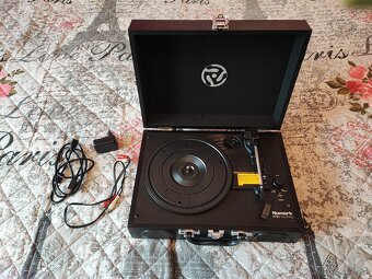 Prehrávač LP platní - 3