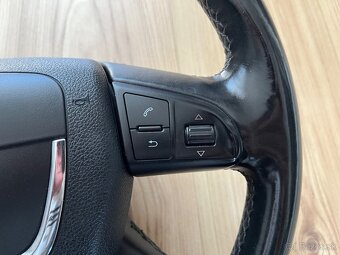 Multifunkčný štvorramenný kožený volant škoda - 3