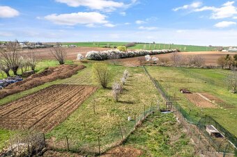 Predaj priestranného pozemku v Hruboňove – ideálne miesto pr - 3