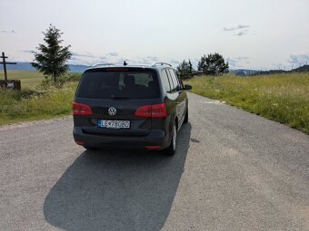 VW Touran 2.0 TDI, 103 kw, diesel, manuál - 3