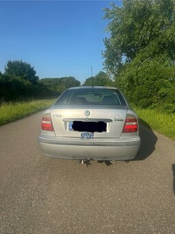 SKODA OCTAVIA 1.6 55KW - 3
