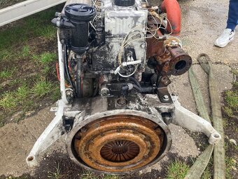 Avia motor - 3