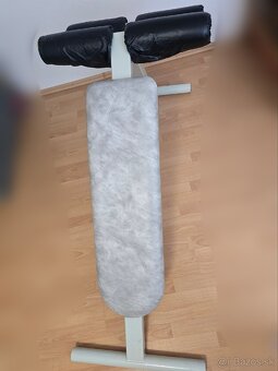 Šikmá posilňovacia lavička - 3