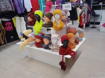 Predám zariadenie predajne - 3